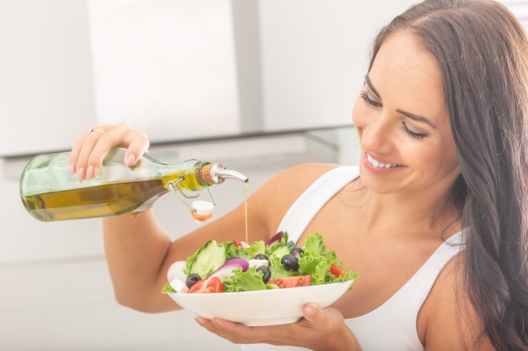 خواص روغن زیتون برای لاغری با برند درخشنده